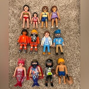12 Piece Playmobil Adventure Figures Set